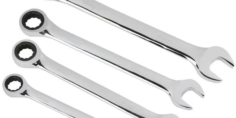 Auto Repair Quick-Effort Spanner & Wrench (2) Auto repair spanner and wrench designed for quick effort