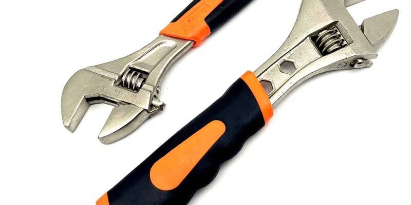 Non-slip universal spanner & wrench repair tool