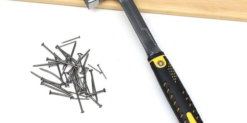 Integrated forged industrial hammer with durable design