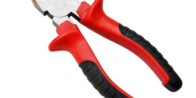 Durable hardware pliers with ergonomic handle