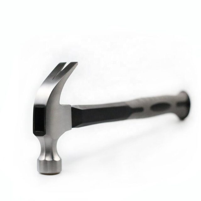 High-End Woodworking Hammer – Professional Tool (2) Premium woodworking hammer with ergonomic grip