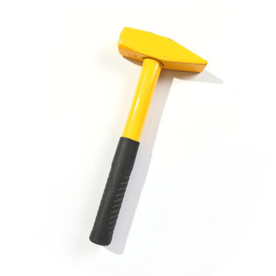 Heavy-duty carbon steel machinist hammer for industrial use