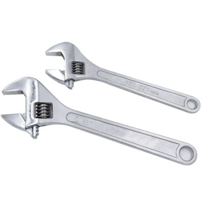 Professional repair spanner and wrench set for industrial use