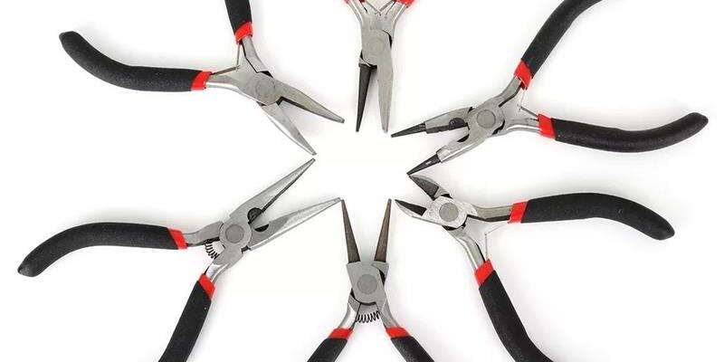 Precision carbon steel cutting pliers for professional work (3) High quality carbon steel cutting pliers for industrial use